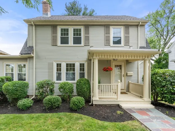 130 Gilbert Rd, Belmont, MA 02478