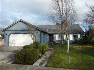 1126 Looking Glass Way, Central Pt, OR 97502