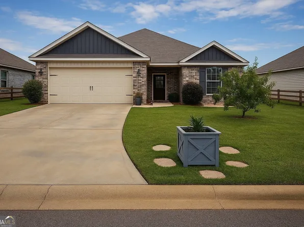 93 Santangelo Ct, Warner Robins, GA 31093