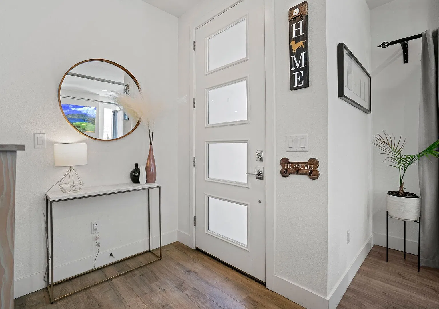 3 bd/2.5 ba Townhome in Green Mountain Plaza!! — Photo 3