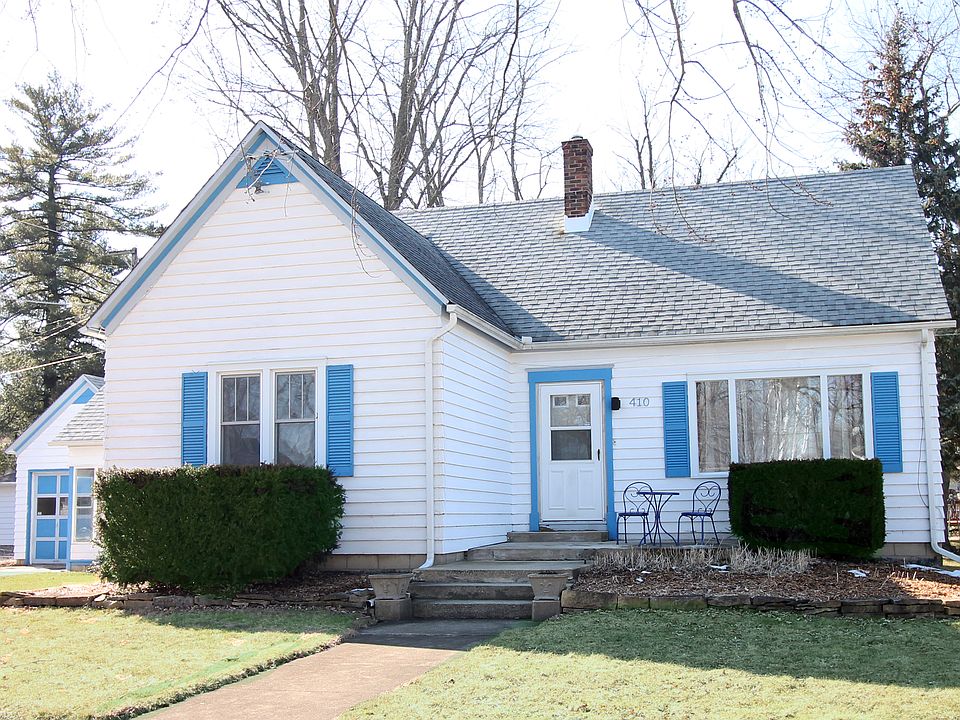 1st image of 410 N 1st St