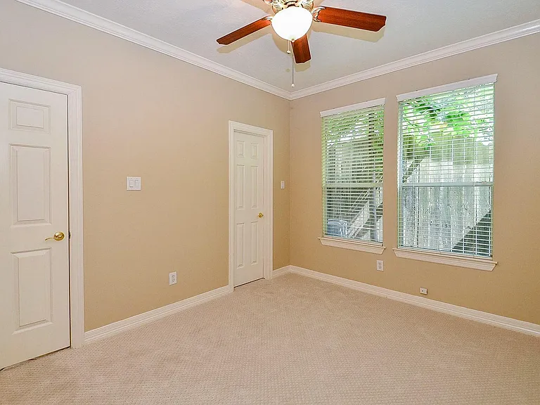 5208 Blossom St #5 — Photo 5