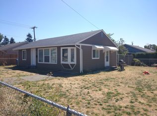 3223 SW Barton St, Seattle, WA 98126