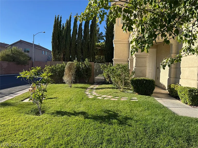 9494 Green Vineyard Ave — Photo 8
