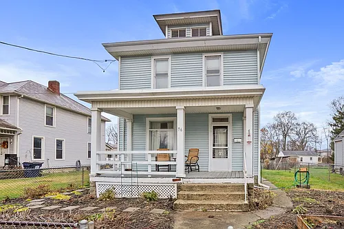 76 Commodore St Photo 1