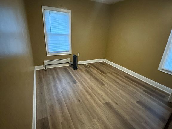 2nd image of 352 Belmont St NW