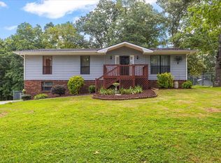 5300 Country Village Dr, Ooltewah, TN 37363