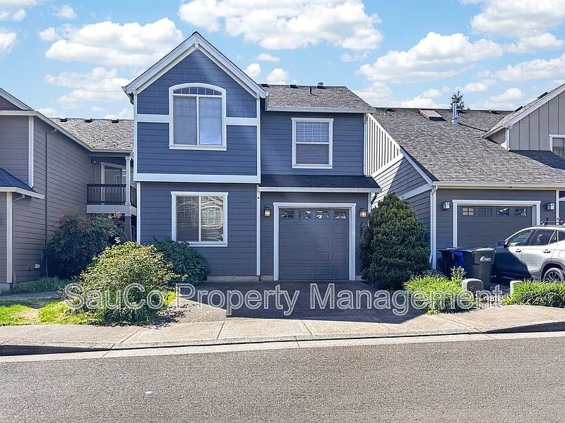 1st image of 727 NE 65th Ct