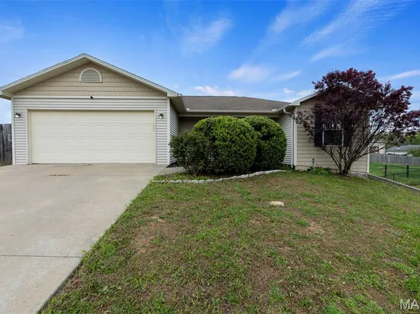 111 Silver Hawk Ln, Cape Girardeau, MO 63701