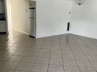 1345 Drew St APT 10, Clearwater, FL 33755