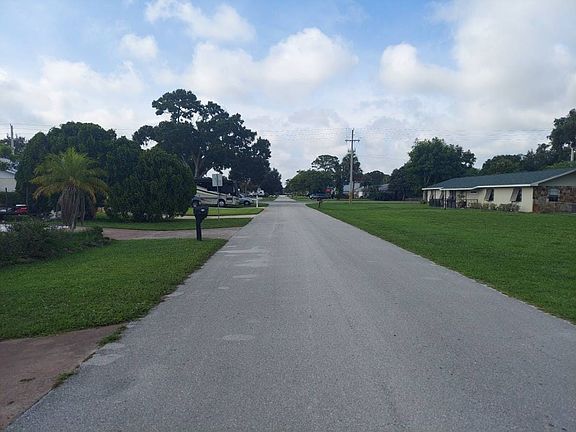 4th image of 216 16th Ave