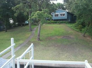 204 Latimer Dr, Tool, TX 75143