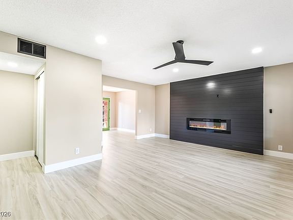 3rd image of 4036 Nightingale Ct