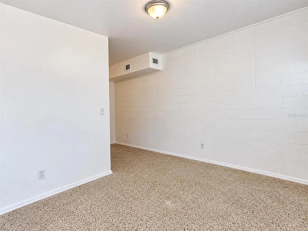 2 bed, 1.0 bath, 980 sqft, $1,850 — Photo 4