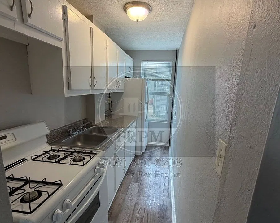 55 Tecumseh St #1S