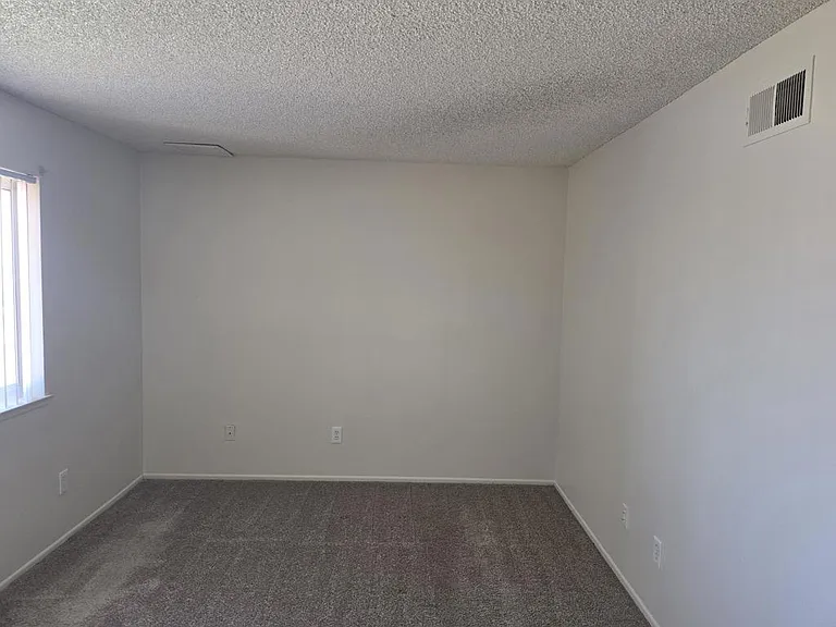 72721 Willow St #2 — Photo 7