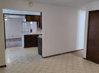 312 S Brookview Ln, Mustang, OK 73064