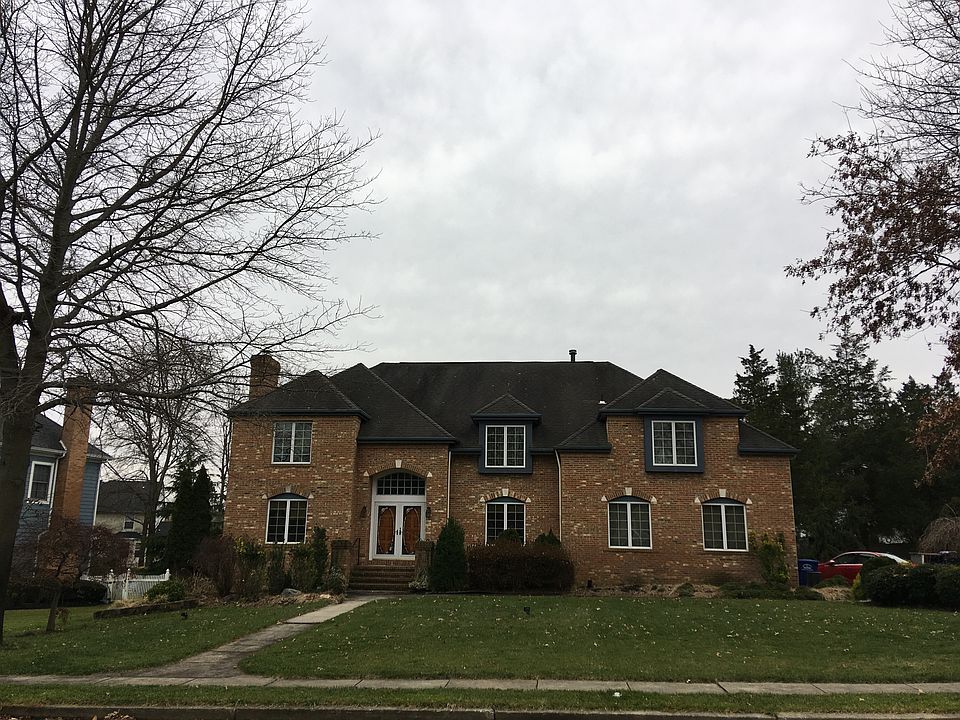 2nd image of 103 Mountainview Rd