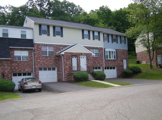 228 Lexington Dr, Cranberry Township, PA 16066