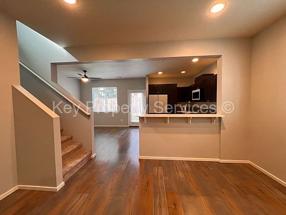 3rd image of 7004 NE 13th Ave