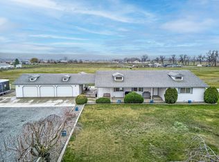 149503 W Hoisington Rd, Prosser, WA 99350