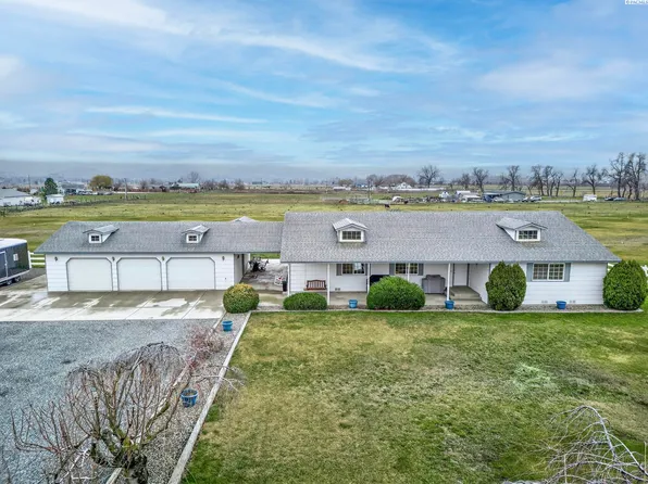 149503 W Hoisington Rd, Prosser, WA 99350