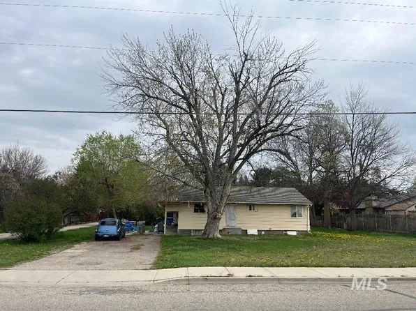 2300 S Pond St, Boise, ID 83705