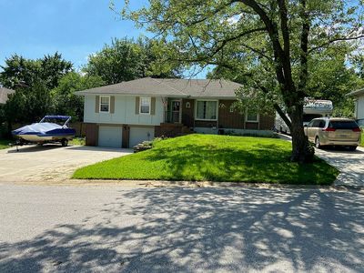 12730 Cambridge Ave, Grandview, MO, 64030