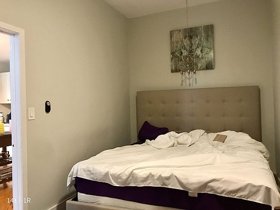 3rd image of 1417 N Wood St #1677832