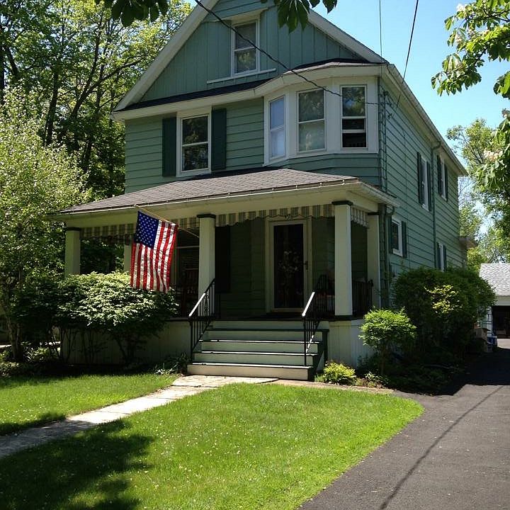 2nd image of 498 Old Falls Blvd