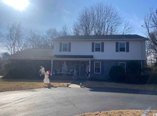 180 Timothy Dr, Paducah, KY 42003