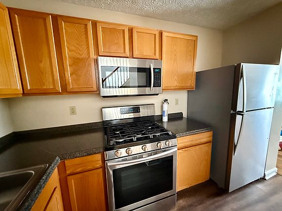 2nd image of 22570 Lower Kells Ln