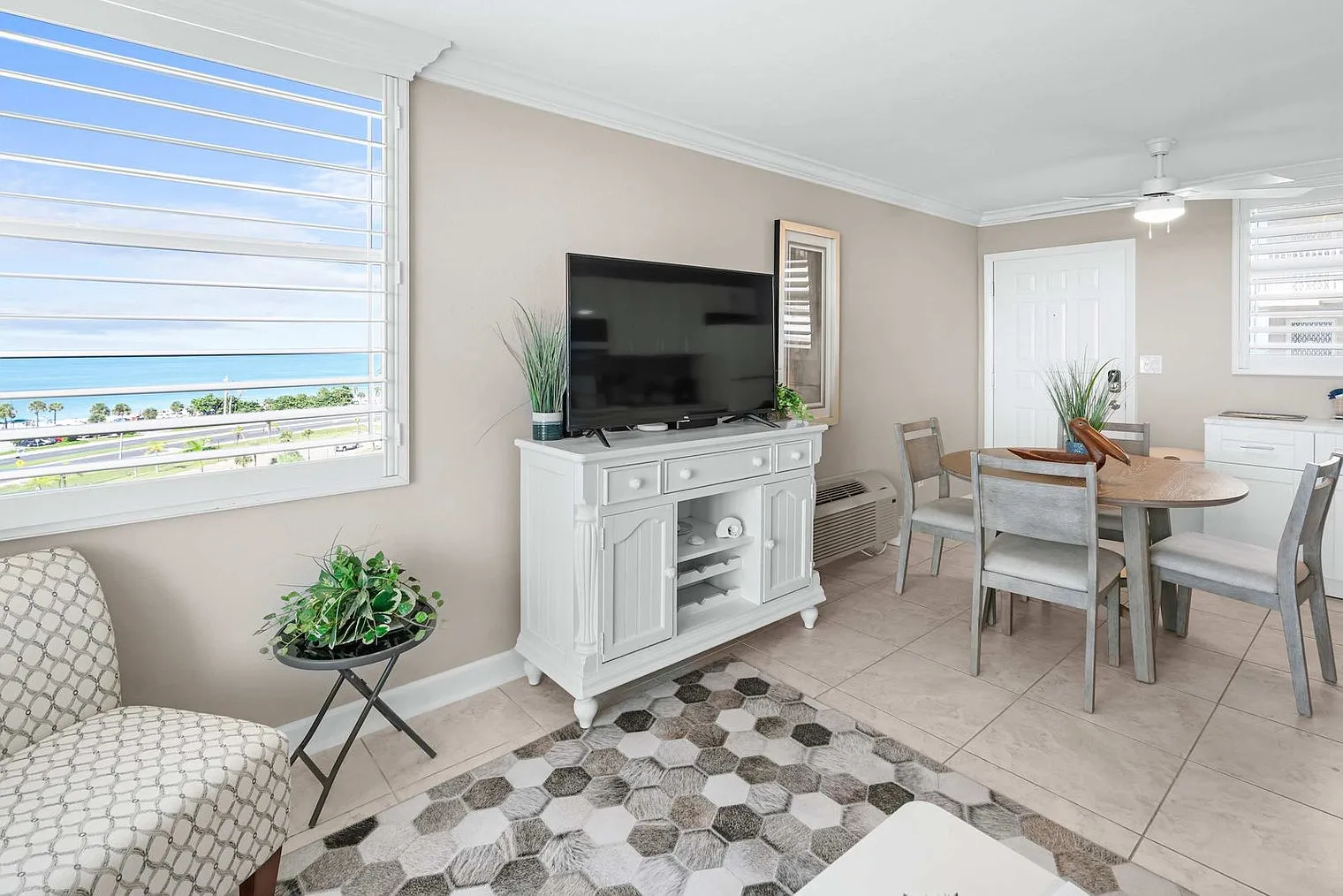 1 bed, 1.0 bath, 505 sqft, $3,121 — Photo 4