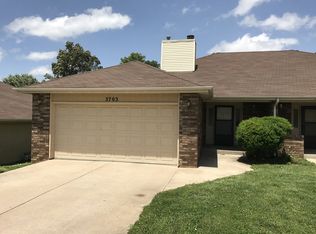 3703 W Sylvania St, Springfield, MO 65807