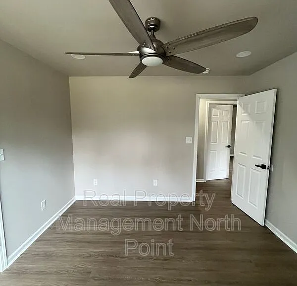 2425 Omaha Rd SW — Photo 23