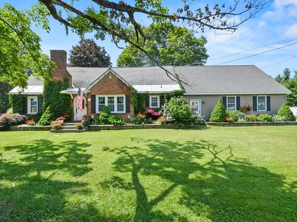 235 Pleasant St, Dalton, MA 01226