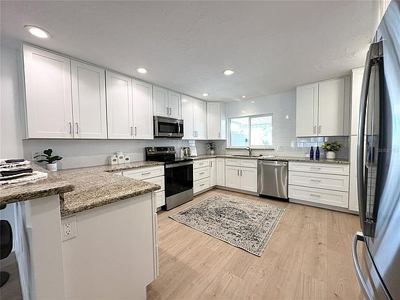 5th image of 403 BOCA CIEGA POINT BOULEVARD N