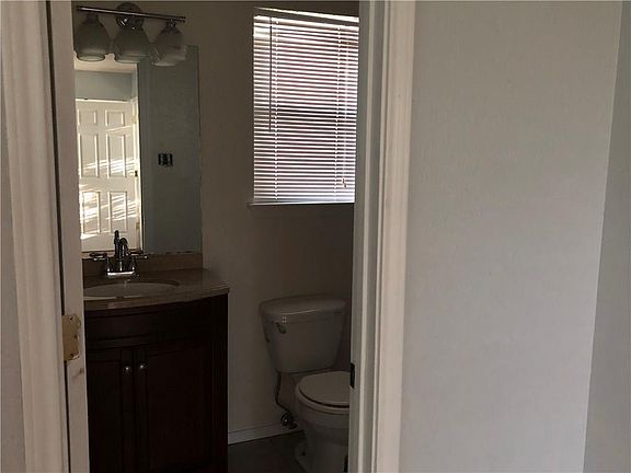 5th image of 313 Gardenia Ct