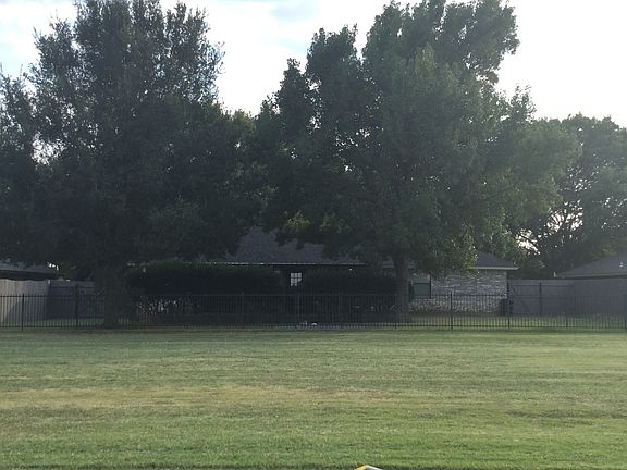 3rd image of 1109 Prairie Wind Blvd
