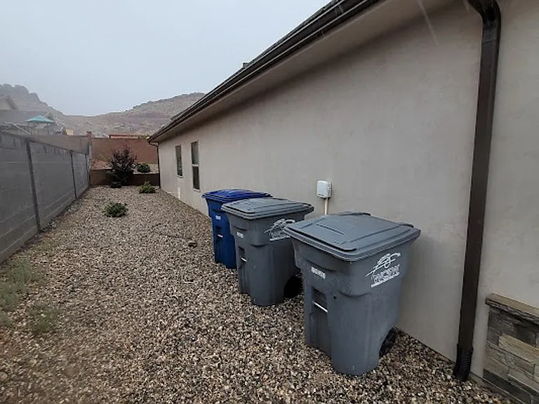 3252 E Tanoak Dr — Photo 26