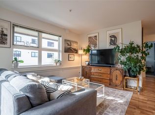 Harriet Gardens, Saanich, BC V9A 1T3