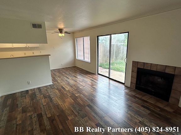 4th image of 2902 S Juniper Ave
