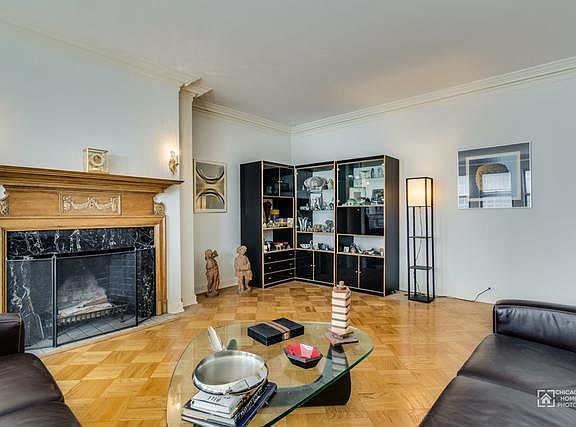 5th image of 1640 E 50th St APT 22A