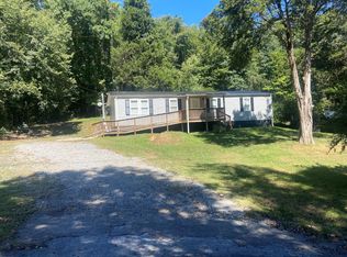 453 W Broad St, Clinton, TN 37716