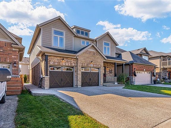 2nd image of 7 Kinsman Dr