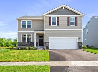 1380 Vineyard St, Pingree Grove, IL 60140