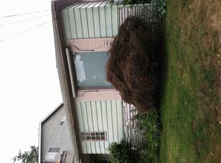 8220 19th Ave NE, Seattle, WA 98115