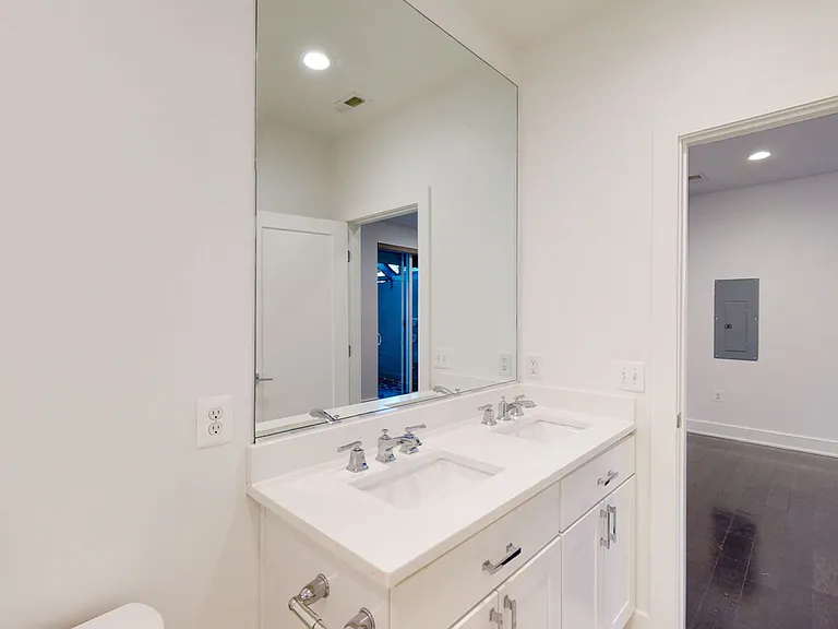 3306 9th St NE #1 — Photo 33