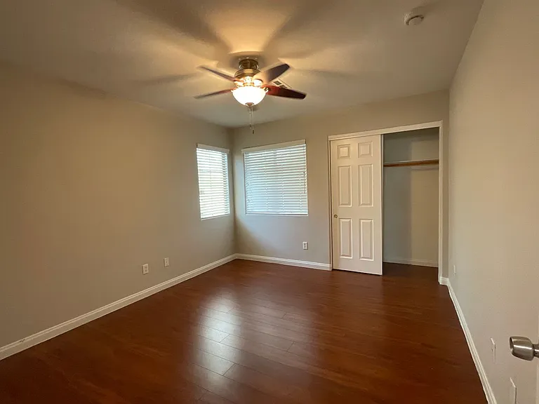 5016 Crying Heart St — Photo 9