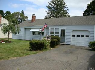 48 Flint St, Trumbull, CT 06611